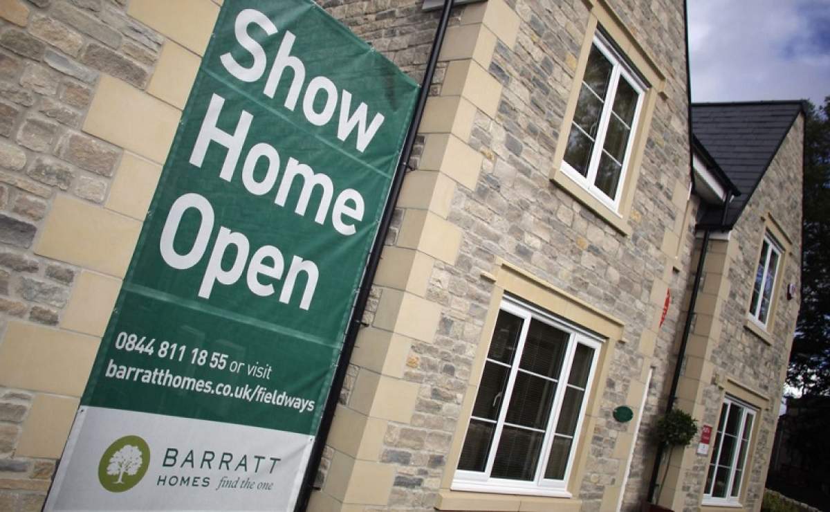 Barratt Redrow Shares Jump on Positive H1 and Outlook